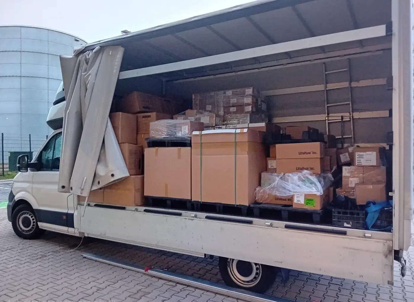 Paletizovana roba — siguran transport za firme
